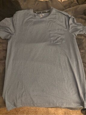 Kenneth Cole Men's Blue Athletic Tee